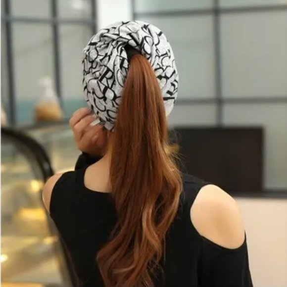 LIQUIDATION 10$ !!! / Skullies hat / autumn-winter / very soft and comfortable - Picture 4 of 8